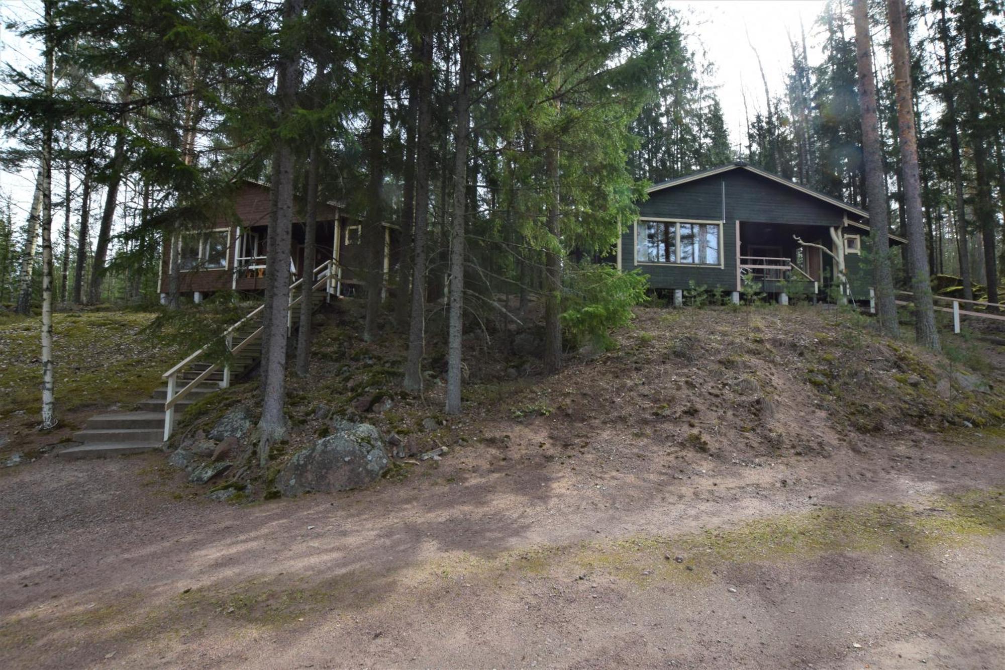 Pyhtaeaen Vuokramoekit Villa Tuuski Exterior photo